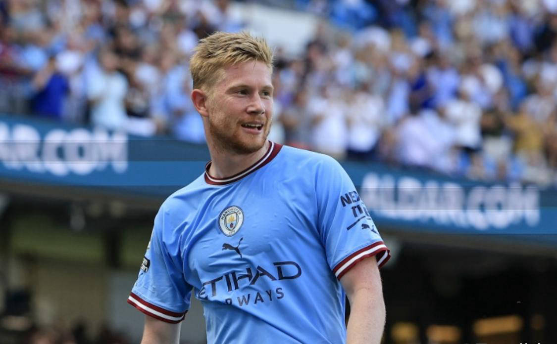 九游体育-德布劳内回归赛场，关键助攻首场状态亮眼，德国队观众沸腾！-九游体育